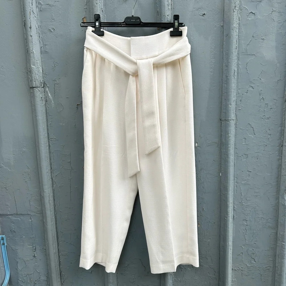 Club Monaco Belted Crop Pants, size 4